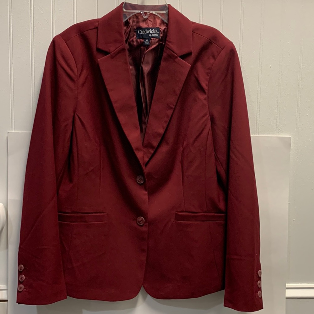 Chadwicks of Boston size 12 color Wine